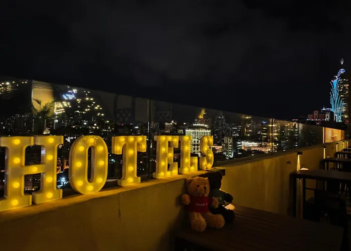 Hotel S 3*