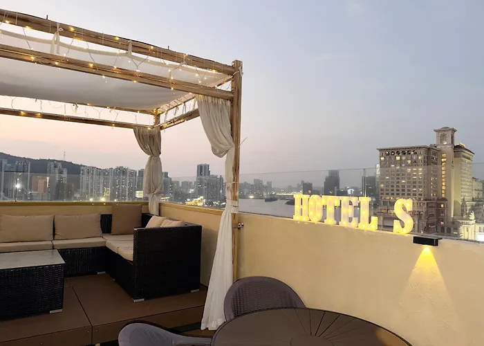 Hotel S 3*